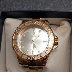 Montress Prestige By Invicta Men's Gold and Silver Watch